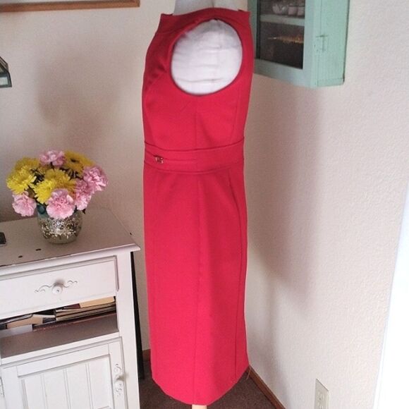Shelby and Palmer Red Sheath Dress. - Picture 5 of 11